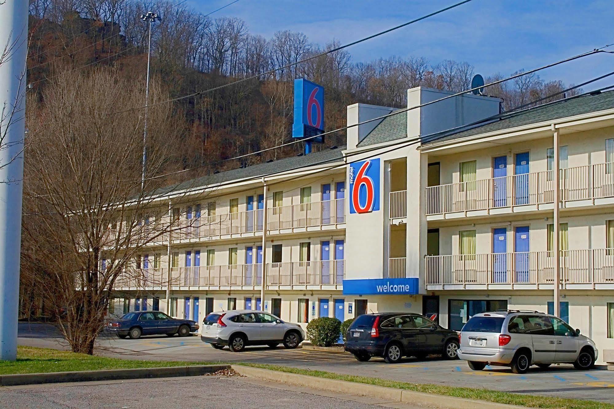 Days Inn By Wyndham Charleston Wv מראה חיצוני תמונה