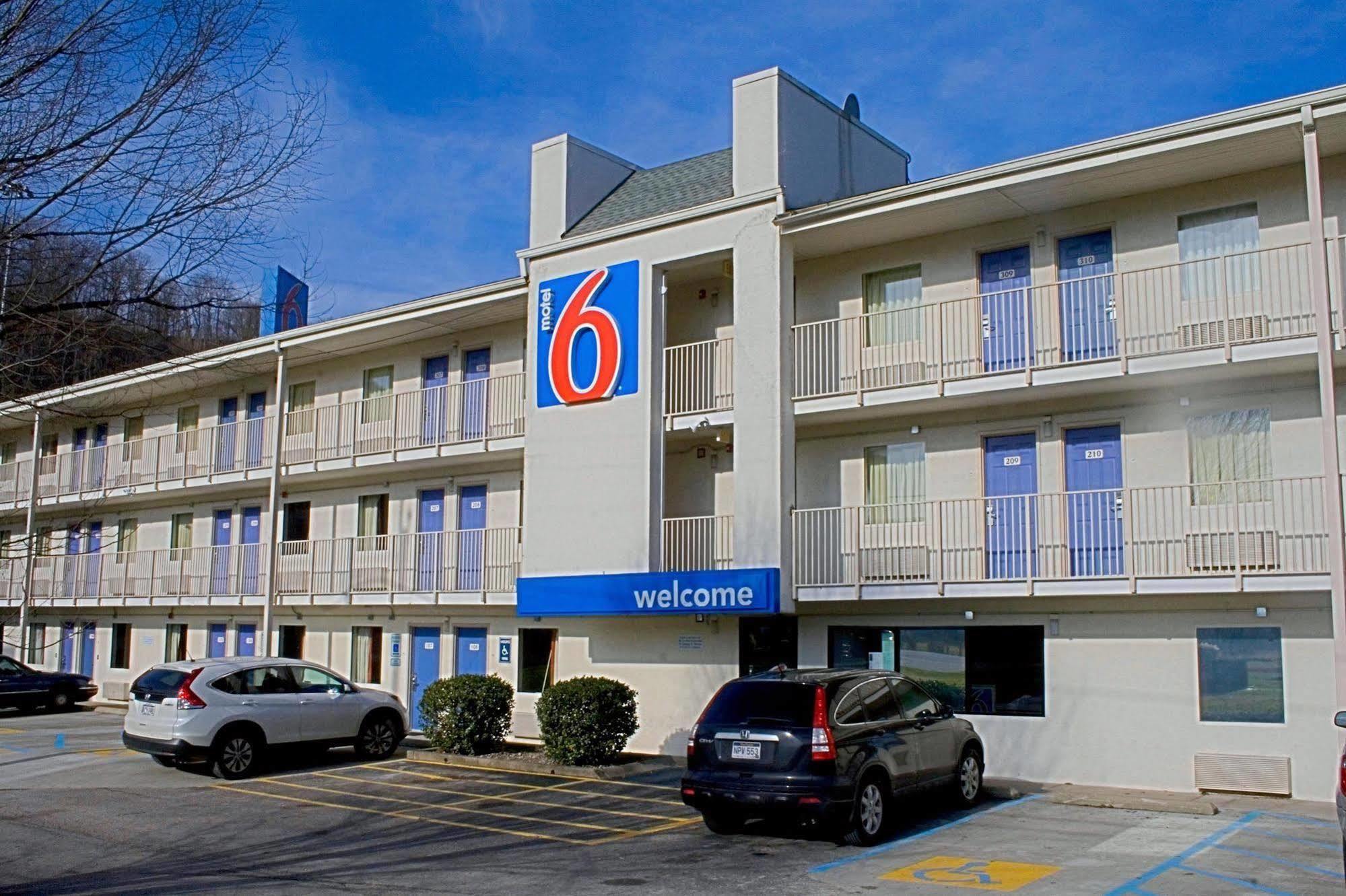 Days Inn By Wyndham Charleston Wv מראה חיצוני תמונה